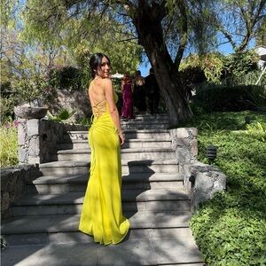 Elegant Yellow Backless Dress
